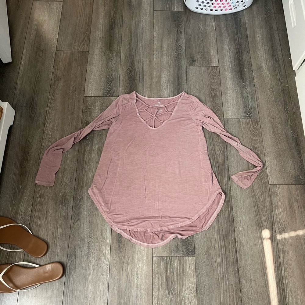 AE long sleeve top open neck
